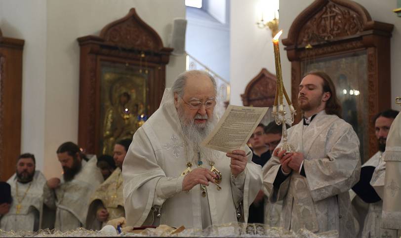  Божественная литургия и отпевание архимандрита Сергия (Шагаева) в Тихвинском храме Ногинска 